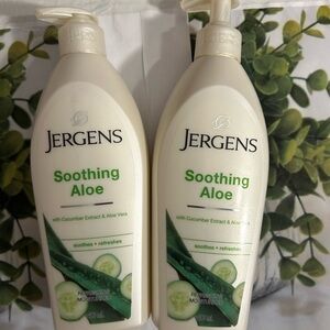 🛍️Jergens Soothing Aloe Moisturizer with cucumber 🥒 Extract and Aloe Vera🔥